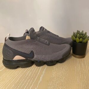NWOT Nike Vapormax Sneakers